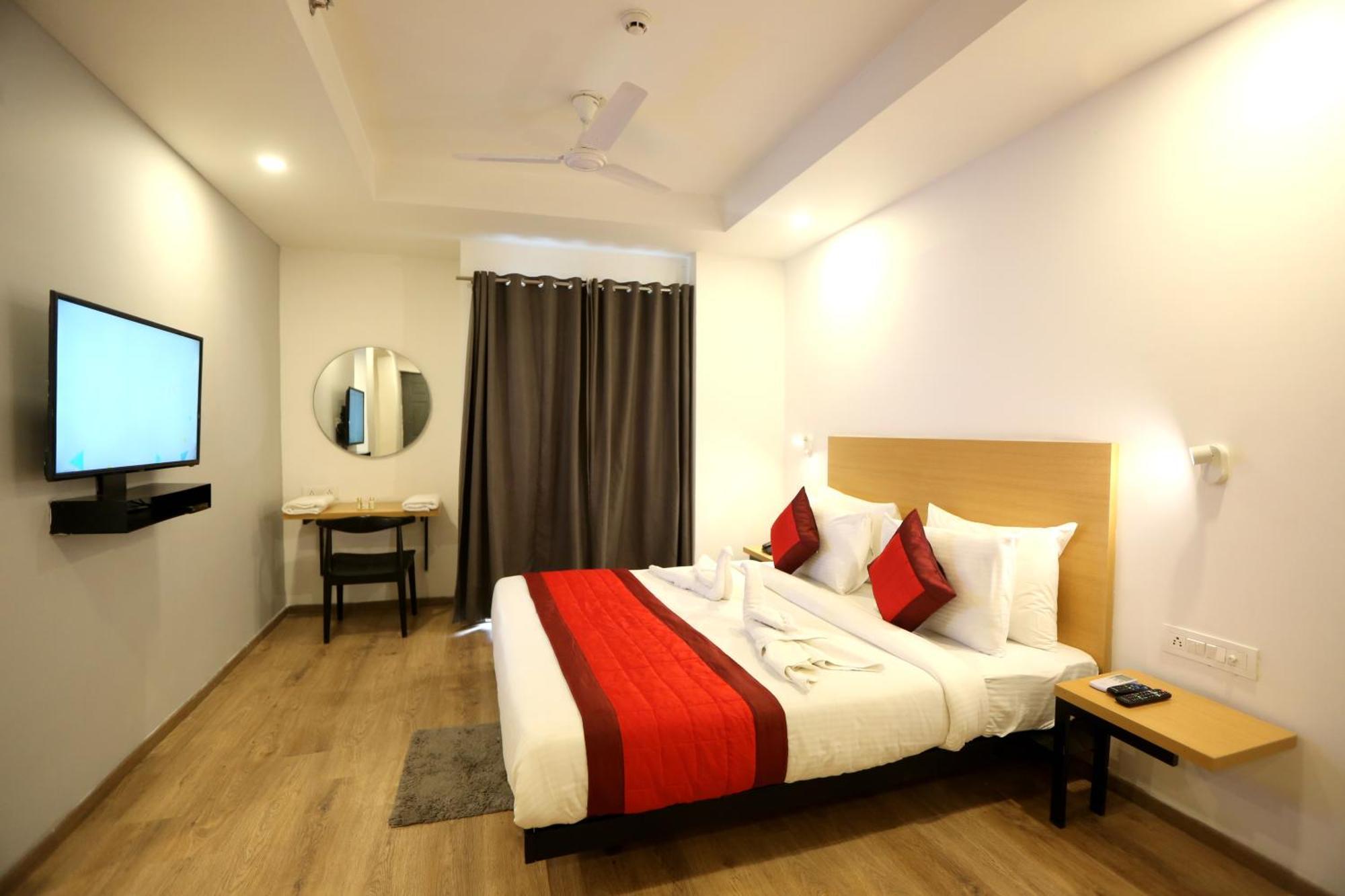 The Roseman Hotel & Suites Ghaziabad Luaran gambar
